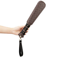 Rebellion solidní kožená plácačka BDSM s raženým vzorem 20 cm - 79032451 - 2